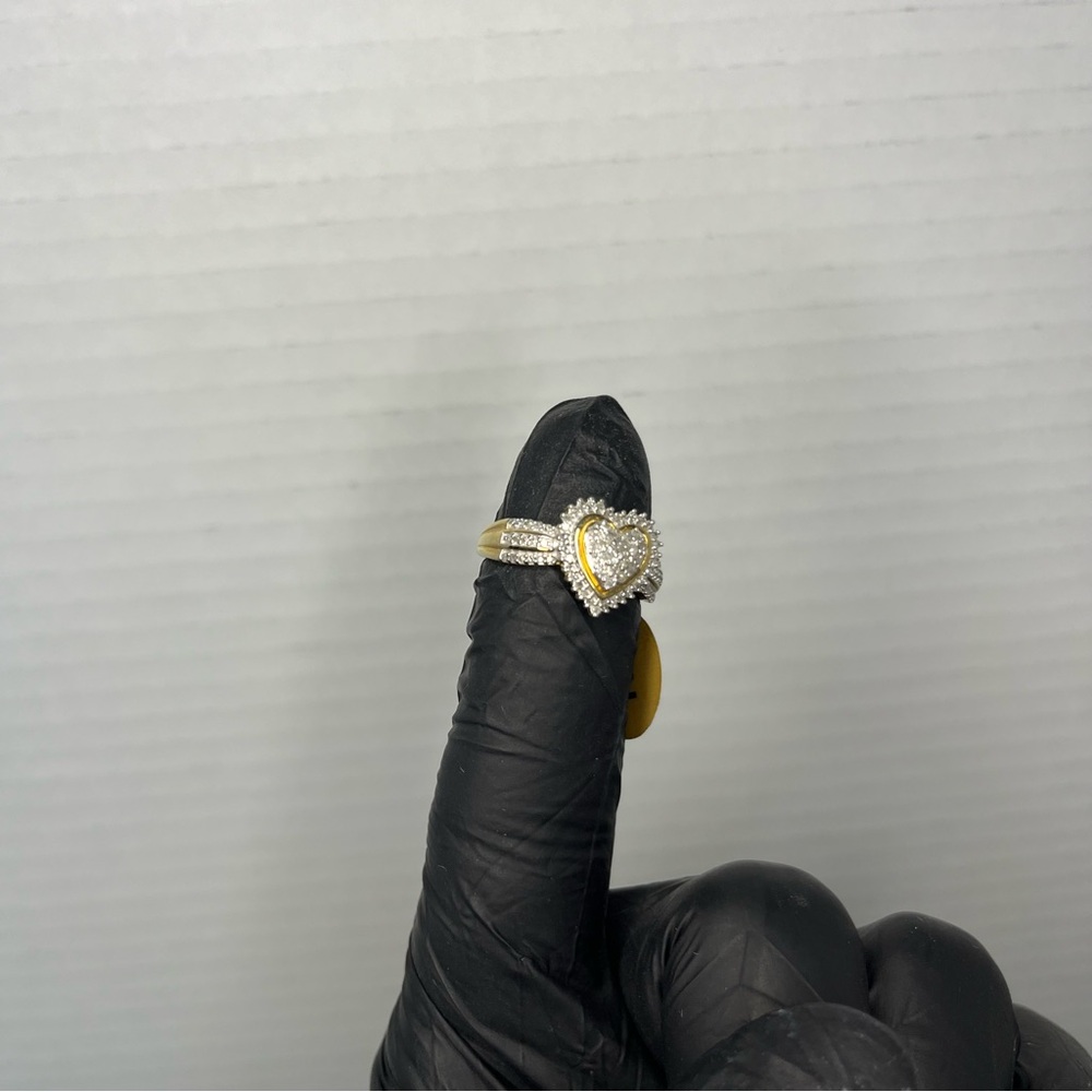 10K Yellow Gold Womens Round Diamond Heart Ring 1/3 Cttw - Picture 10 of 12